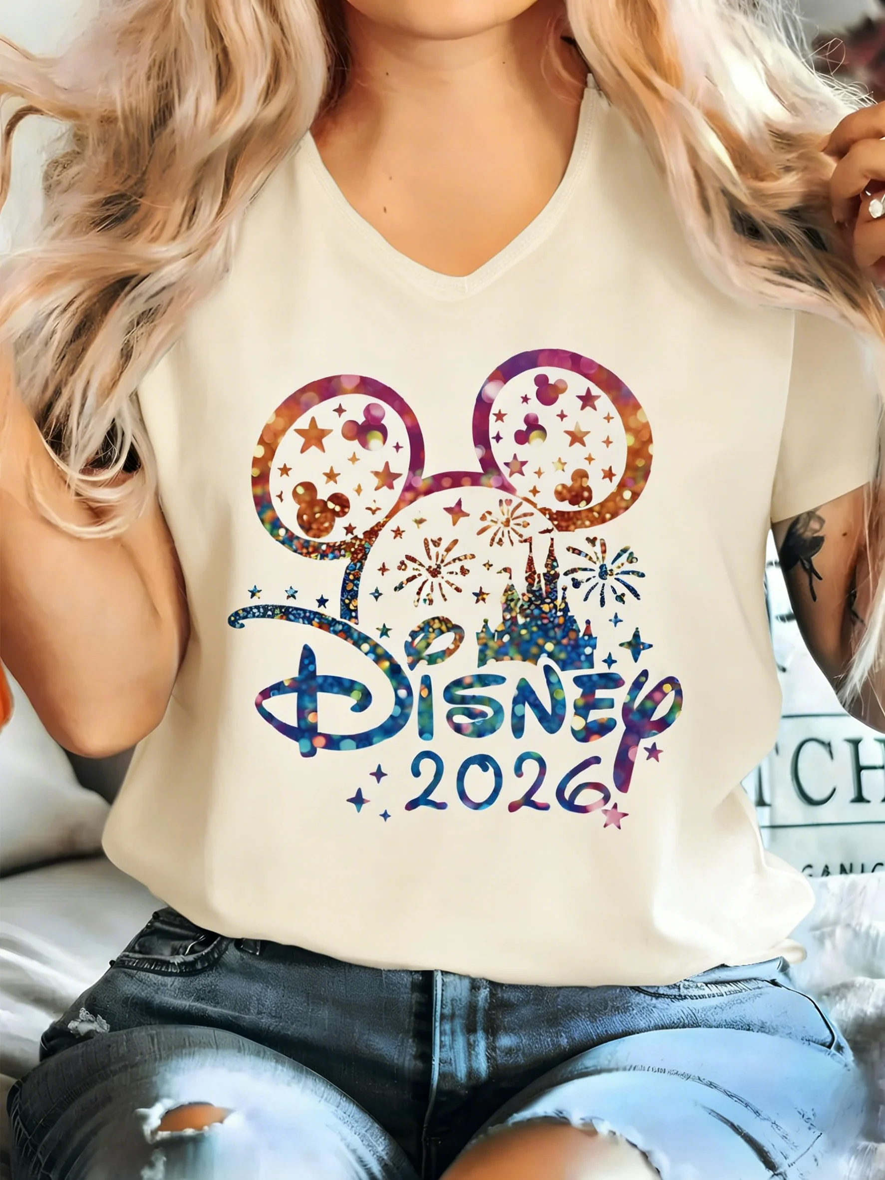 Летняя футболка Disney для женщин с мультяшным принтом, свободного кроя, для родителей и детей, модная повседневная хлопковая футболка для дома, спорта и улицы
Летняя футболка Disney для женщин с мультяшным принтом, свободного кроя, для родителей и детей, модная повседневная хлопковая футболка для дома, спорта и улицы