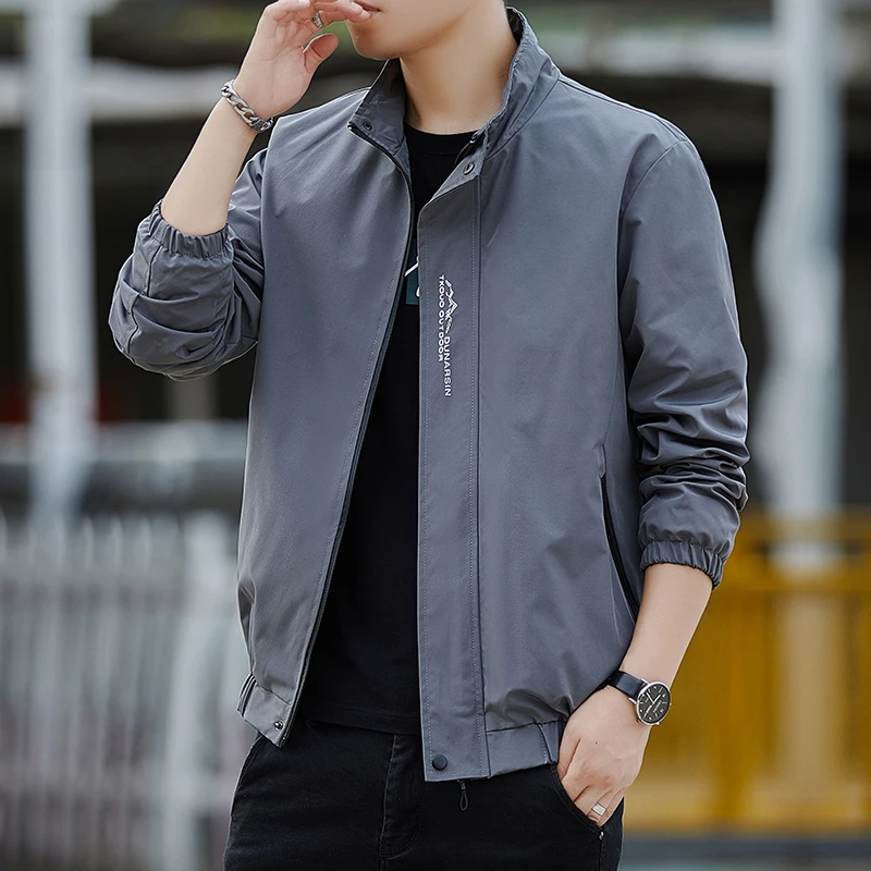 Fall 2024 Men's Stand Collar Open Cardigan Zipper Jaet Casual Outdoor mid Youth Faionable Polyester Long Sve Coats
Fall 2024 Men's Stand Collar Open Cardigan Zipper Jaet Casual Outdoor mid Youth Faionable Polyester Long Sve Coats