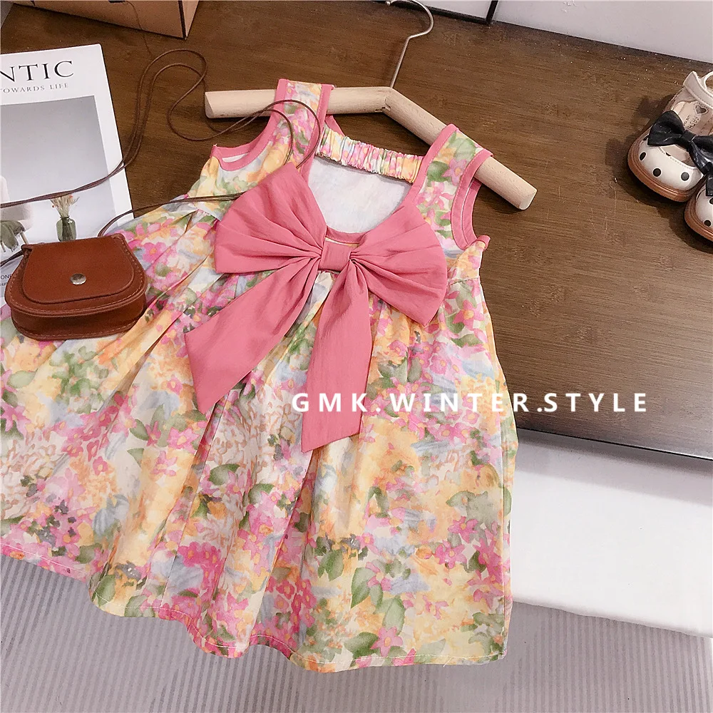 Girls' Summer Princess Floral Dress New Children's Stylish Thin Summer Baby Vest Sleeveless Skirt
Girls' Summer Princess Floral Dress New Children's Stylish Thin Summer Baby Vest Sleeveless Skirt