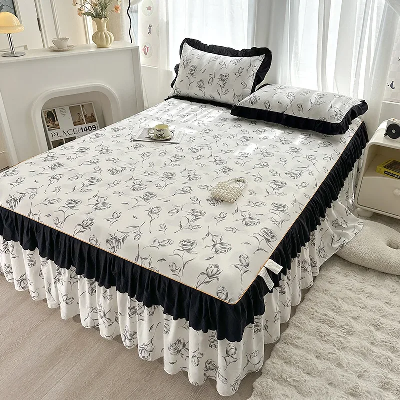 2025 new French black lace bed skirt single/three-piece set four-season universal with skirt bed circumference
2025 new French black lace bed skirt single/three-piece set four-season universal with skirt bed circumference