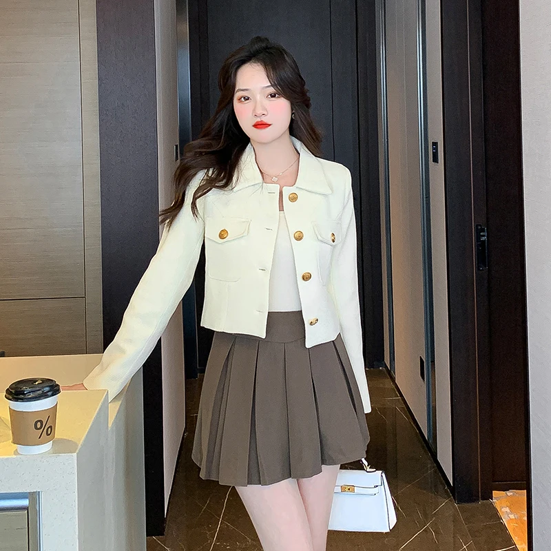 New Autumn Women Skirt Suits Fashion Creamy White Short Jacket And High Waist Pleated Mini Skirt Two Piece Set
New Autumn Women Skirt Suits Fashion Creamy White Short Jacket And High Waist Pleated Mini Skirt Two Piece Set