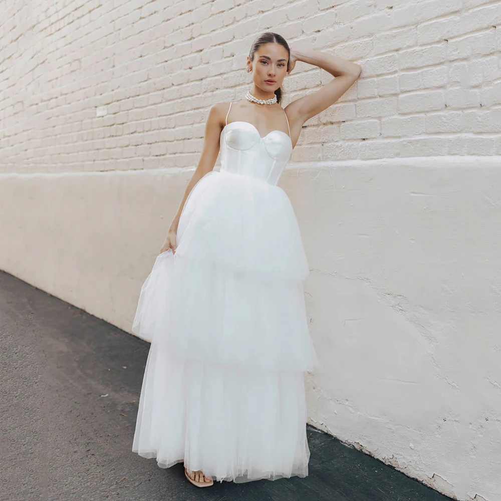 Simple Wedding Dresses 2025 Sweetheart Tiered Spaghetti Straps Zipper Floor Length Tulle A-Line Vestidos De Novia Customized
Simple Wedding Dresses 2025 Sweetheart Tiered Spaghetti Straps Zipper Floor Length Tulle A-Line Vestidos De Novia Customized