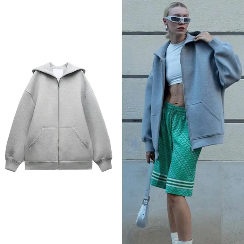 Fashion Warm Hooded Zipper Jacket Women Gray Long Sleeve Pocket Oversized Casual Top 2024 Fall Winter Ladies Loose Street Coats
Fashion Warm Hooded Zipper Jacket Women Gray Long Sleeve Pocket Oversized Casual Top 2024 Fall Winter Ladies Loose Street Coats