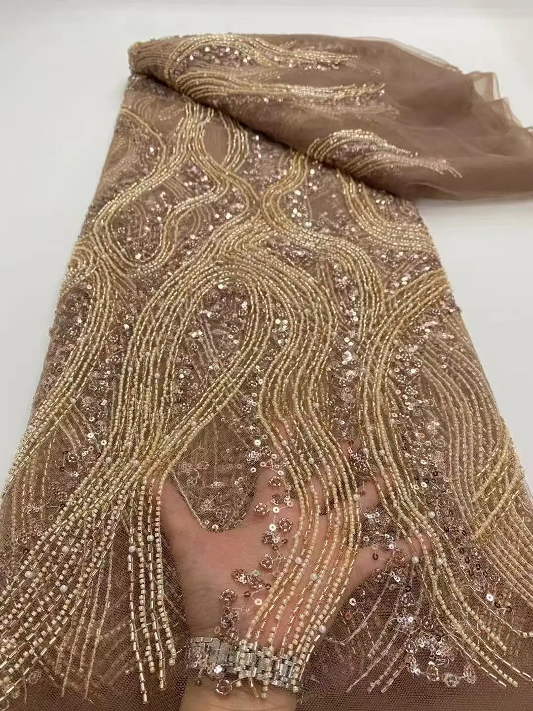 New High-End Luxury French Embroidery Heavy Groom Lace Fabric African Nigerian With Sequins Fabric For Wedding
New High-End Luxury French Embroidery Heavy Groom Lace Fabric African Nigerian With Sequins Fabric For Wedding