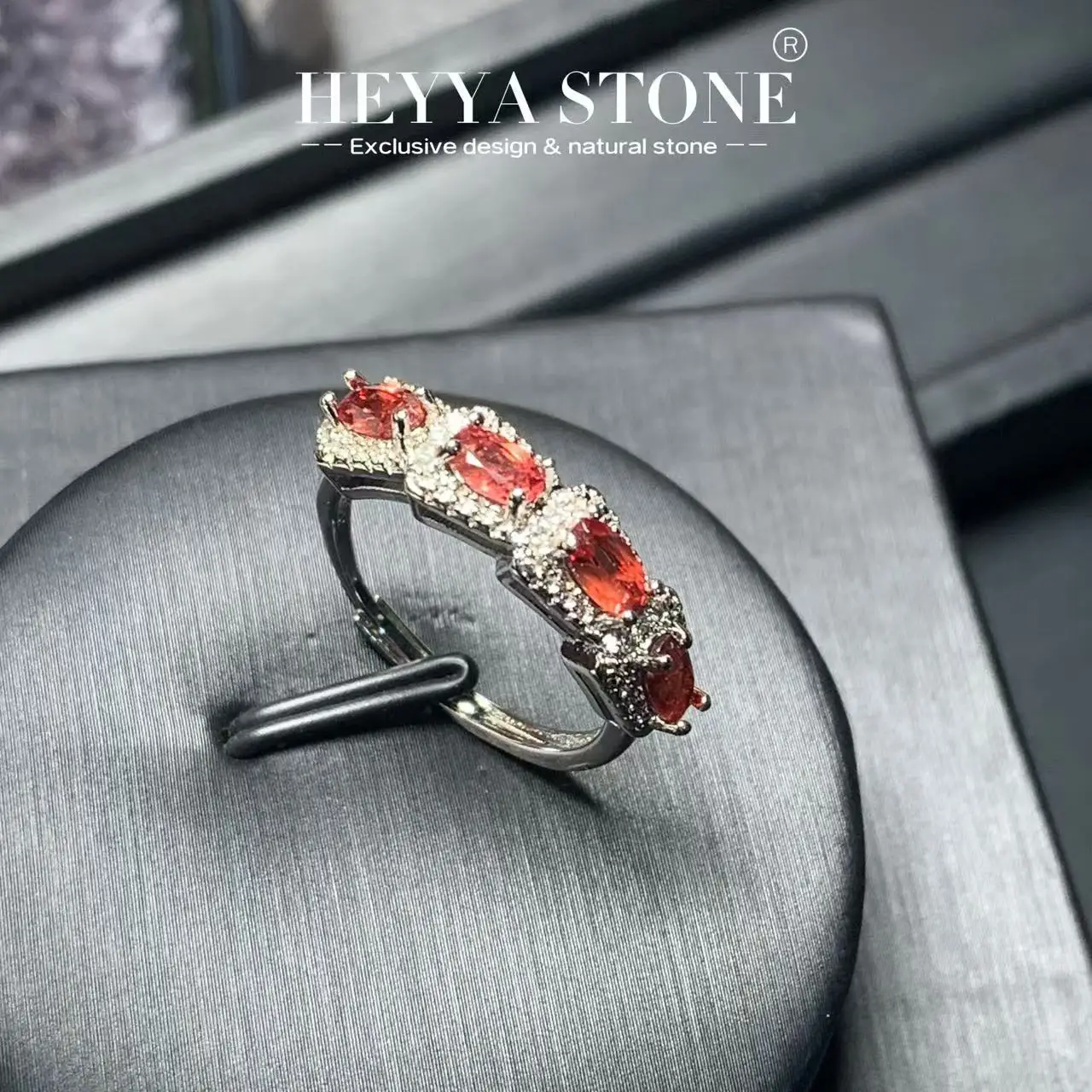 Vintage Natural Garnet Ring For Women 925 Silver Simple Fine Jewelry Stone Gemstone Classic Style
Vintage Natural Garnet Ring For Women 925 Silver Simple Fine Jewelry Stone Gemstone Classic Style