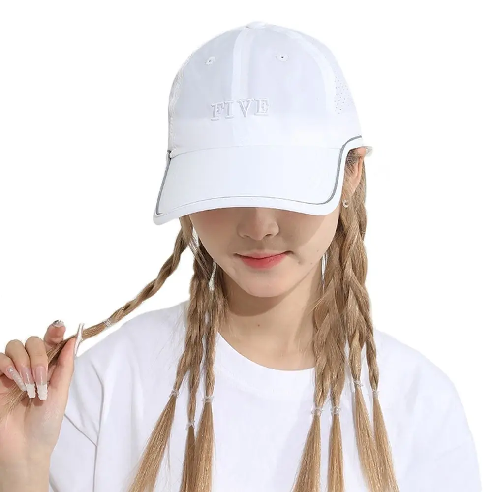 Outdoor Adjustable Sun Hat Breathable Quick-drying Baseball Cap Snapback Casual Visors Cap for Men Women
Outdoor Adjustable Sun Hat Breathable Quick-drying Baseball Cap Snapback Casual Visors Cap for Men Women