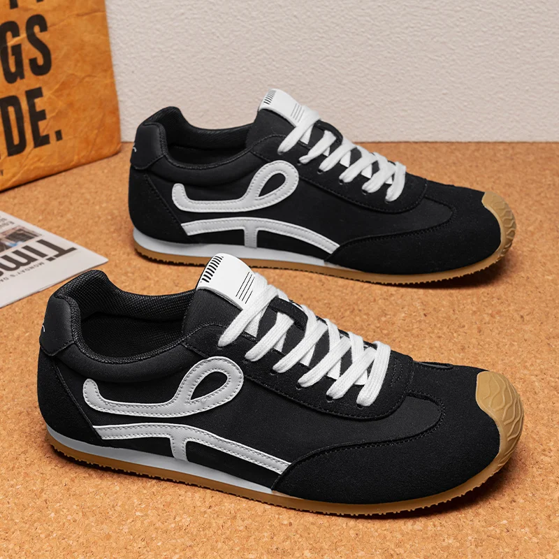 Genuine Leather Forrest Gump Shoes Men Women's New Flat-bottomed Sports Little Retro Waffle Versatile German Training Sneakers
Genuine Leather Forrest Gump Shoes Men Women's New Flat-bottomed Sports Little Retro Waffle Versatile German Training Sneakers