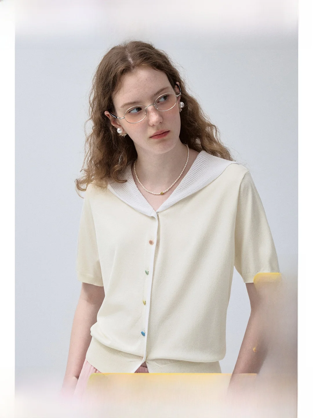 Large Size Women's V-neck Knitted Short-sleeved Hollow-out Navy Collar Color-block T-shirt Summer Commute Casual Top
Large Size Women's V-neck Knitted Short-sleeved Hollow-out Navy Collar Color-block T-shirt Summer Commute Casual Top