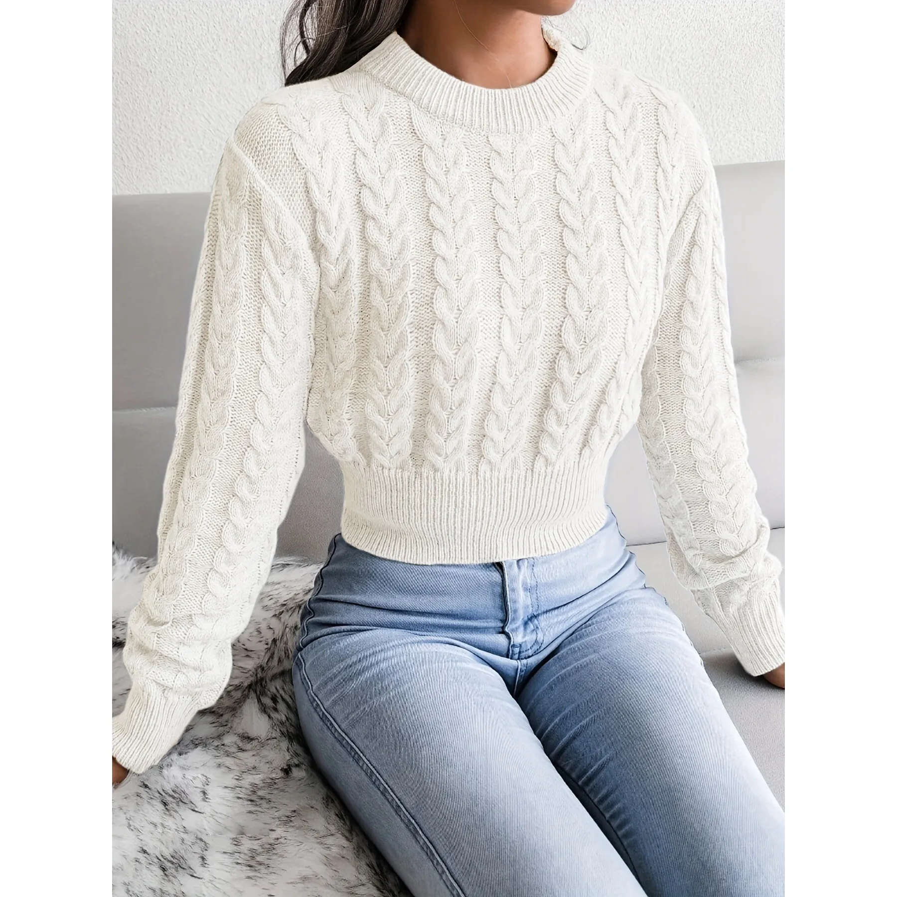 Cable Knit Crop Sweater Women's Waist-Cinching Belly-Baring Sweater Cross-Border Knittedwear Spring 2026 Fashion Detail
Cable Knit Crop Sweater Women's Waist-Cinching Belly-Baring Sweater Cross-Border Knittedwear Spring 2026 Fashion Detail