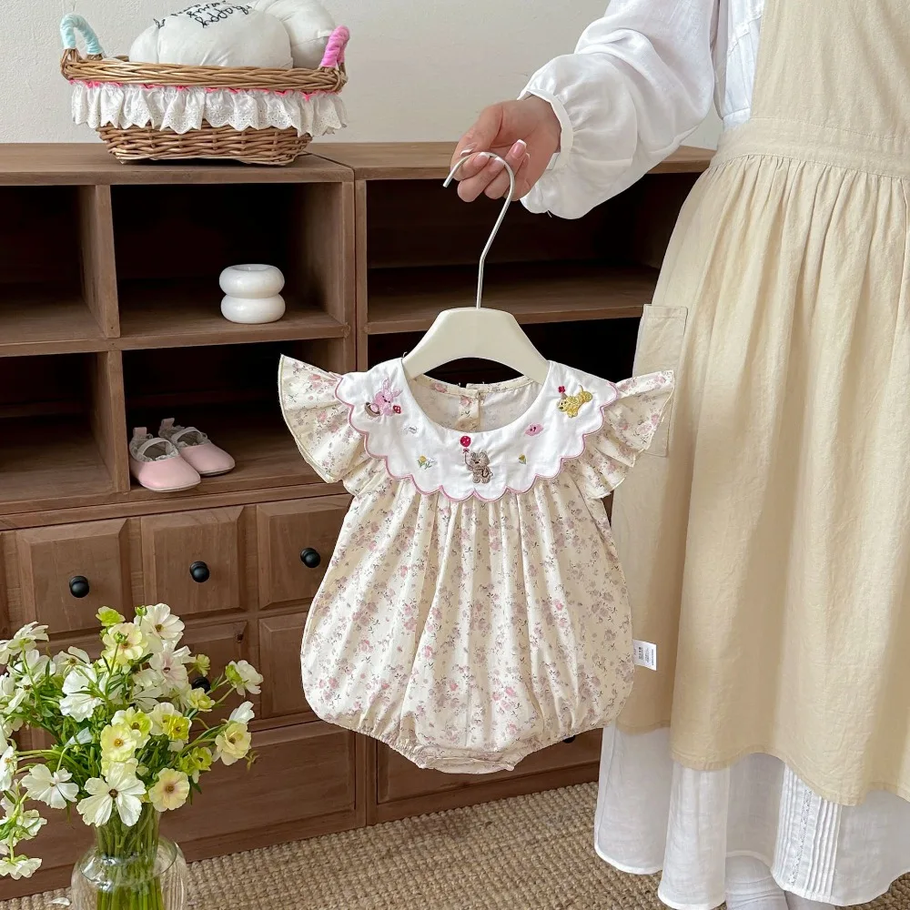 Cute Baby Girl Flower Romper 0-2Years Newborn Princess Fly Sleeve Cartoon Embroidered Collar Cotton Bodysuit Summer Clothes
Cute Baby Girl Flower Romper 0-2Years Newborn Princess Fly Sleeve Cartoon Embroidered Collar Cotton Bodysuit Summer Clothes