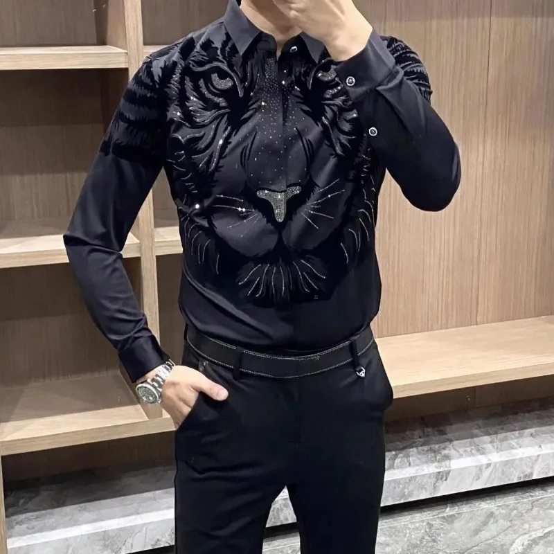 Fashion Men's 2026 Spring Autumn New Hot Diamond Tiger Head Tops Male Delicate Long Sleeve Shirts High-end Trendy Handsome Tops
Fashion Men's 2026 Spring Autumn New Hot Diamond Tiger Head Tops Male Delicate Long Sleeve Shirts High-end Trendy Handsome Tops