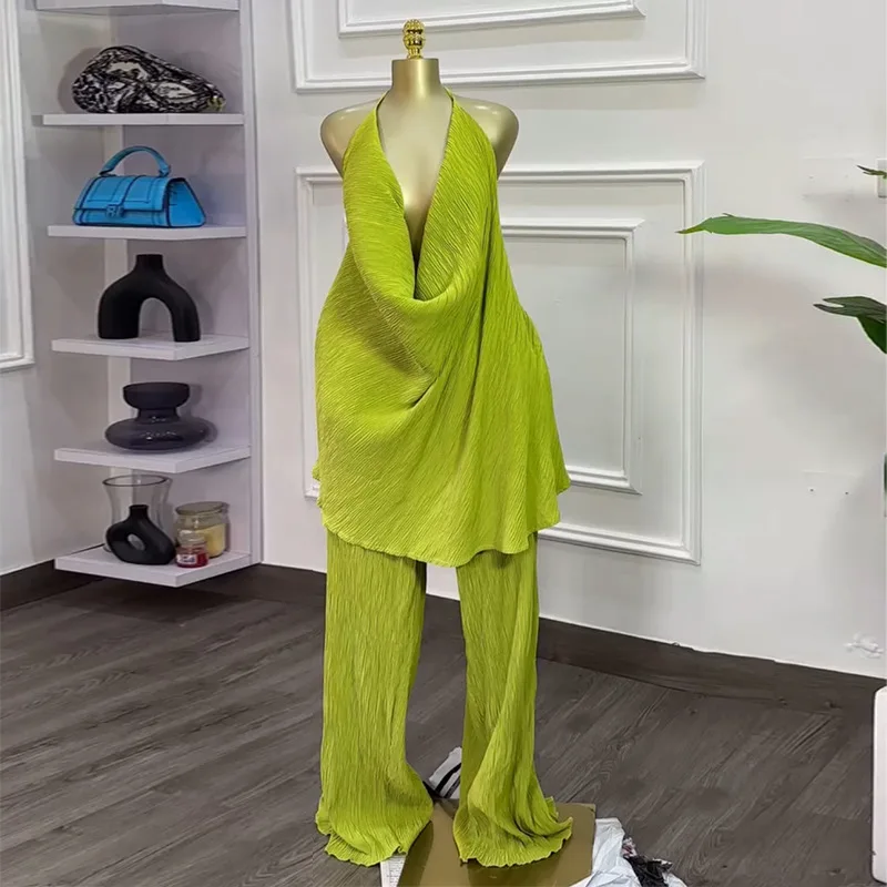 2025 Summer Women's Set with Lace Up Neck Hanging and Bareback Shirt, High Waist Straight Leg Pants, Two Piece Set
2025 Summer Women's Set with Lace Up Neck Hanging and Bareback Shirt, High Waist Straight Leg Pants, Two Piece Set