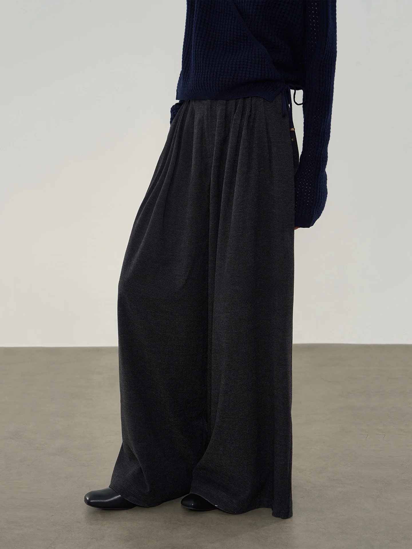 Повседневные женские брюки с высокой талией и широкими штанинами, свободного кроя, прямые, удобные, дышащие, для отдыха, длинные
Повседневные женские брюки с высокой талией и широкими штанинами, свободного кроя, прямые, удобные, дышащие, для отдыха, длинные