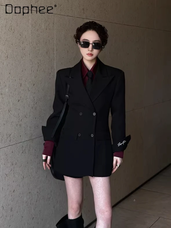 Black High-end Blazer Women Korea Chic Temperament Long Sleeve Double Breasted Jacket Top Office Lady Trendy Slim Blazers Female
Black High-end Blazer Women Korea Chic Temperament Long Sleeve Double Breasted Jacket Top Office Lady Trendy Slim Blazers Female