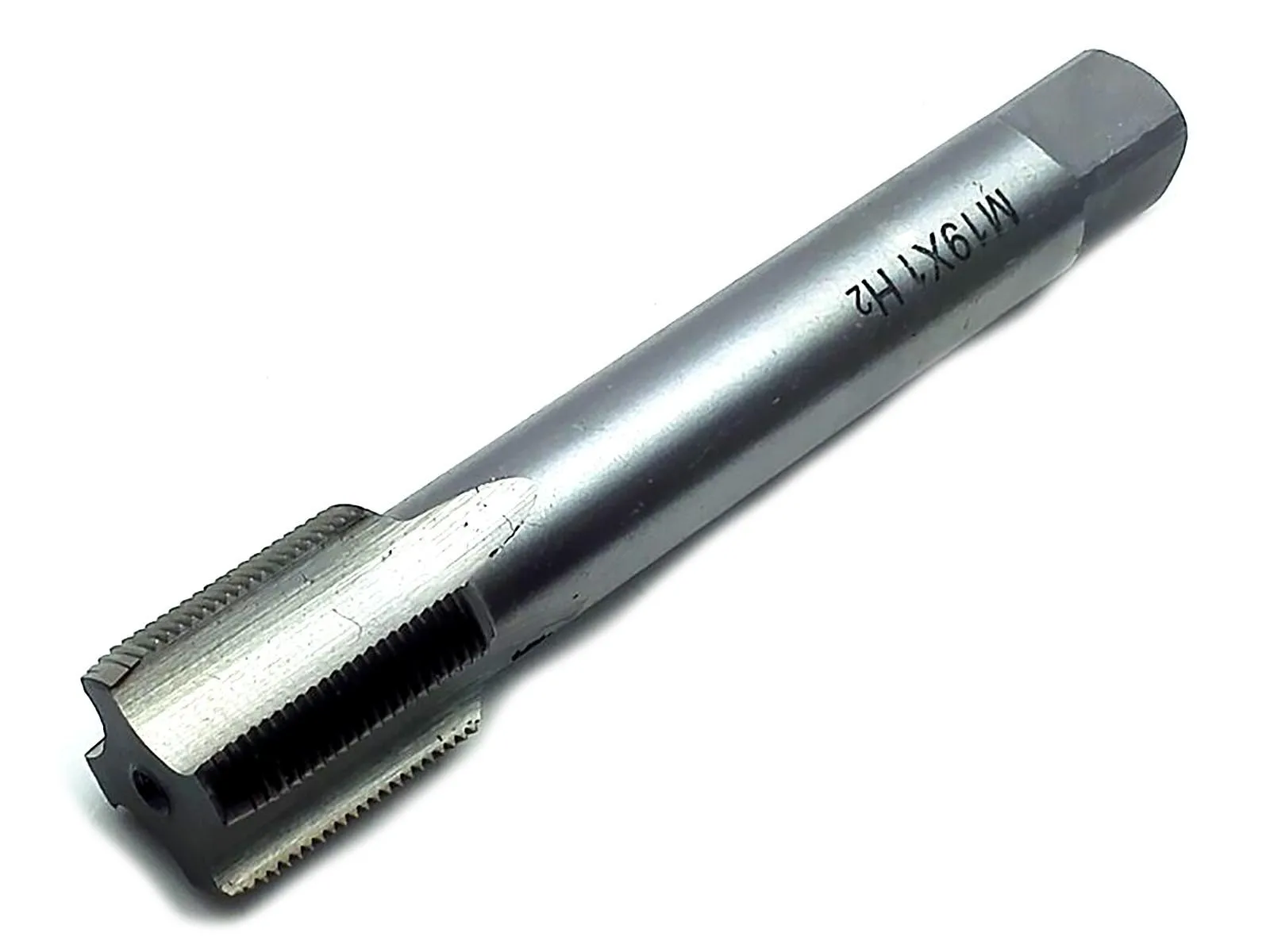 New HSS 19mm x 1 Metric Tap Right Hand Thread M19 x 1mm Pitch
New HSS 19mm x 1 Metric Tap Right Hand Thread M19 x 1mm Pitch