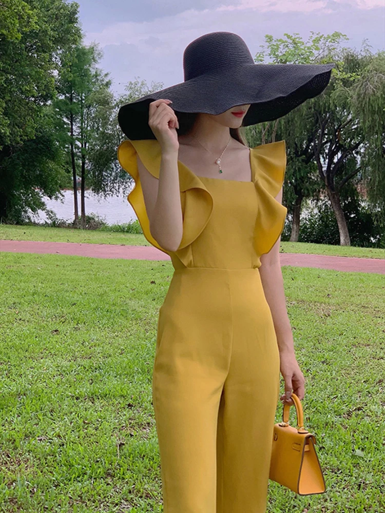 Women 2024 Summer Jumpsuit Female Pure Color Wide Leg Pants Resort Sleeveless High Waist Suspender Jumpsuit Elegant Rompers
Women 2024 Summer Jumpsuit Female Pure Color Wide Leg Pants Resort Sleeveless High Waist Suspender Jumpsuit Elegant Rompers