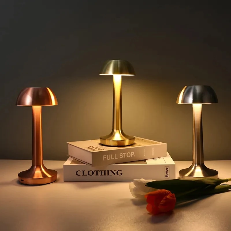 Беспроводная сенсорная светодиодная перезаряжаемая настольная лампа, креативная яркость, настольный декор для комнаты, Энергоэффективная ночная версия, винтажные металлические лампы 
Беспроводная сенсорная светодиодная перезаряжаемая настольная лампа, креативная яркость, настольный декор для комнаты, Энергоэффективная ночная версия, винтажные металлические лампы