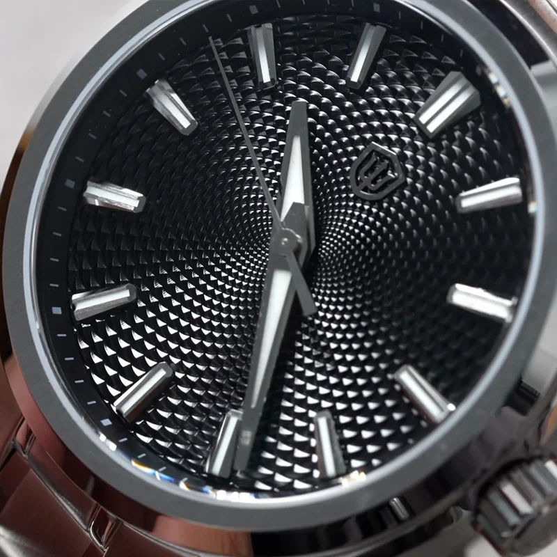 Watchdives WD0003G Luxury Watches Man VH31 Quartz Watches 38Mm Black Guilloche Dial AR Sapphire BGW9 10ATM Stainless Steel Watch
Watchdives WD0003G Luxury Watches Man VH31 Quartz Watches 38Mm Black Guilloche Dial AR Sapphire BGW9 10ATM Stainless Steel Watch