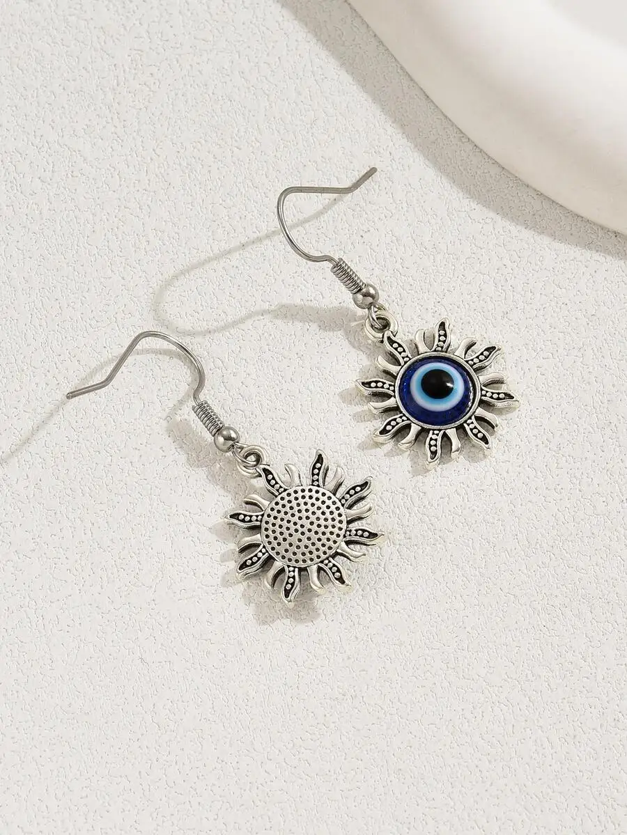 Sun And Evil Eye Dangle Earrings For Women Boho Fashion Accessory
Sun And Evil Eye Dangle Earrings For Women Boho Fashion Accessory