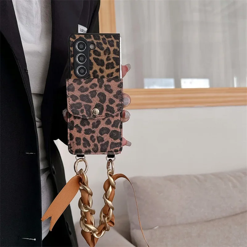 Brown Leopard Print Card Bag Phone Case for Samsung Galaxy Z Flip 6 5 4 3 Protective Back Cover for Z Fold 6 5 4 3 Case Shell
Brown Leopard Print Card Bag Phone Case for Samsung Galaxy Z Flip 6 5 4 3 Protective Back Cover for Z Fold 6 5 4 3 Case Shell