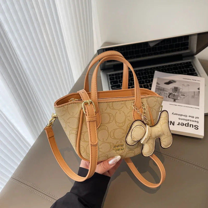 2025 New Retro Print Bucket Bag Women Casual Chic Top Handle Shoulder Crossbody Shopping Tote
2025 New Retro Print Bucket Bag Women Casual Chic Top Handle Shoulder Crossbody Shopping Tote