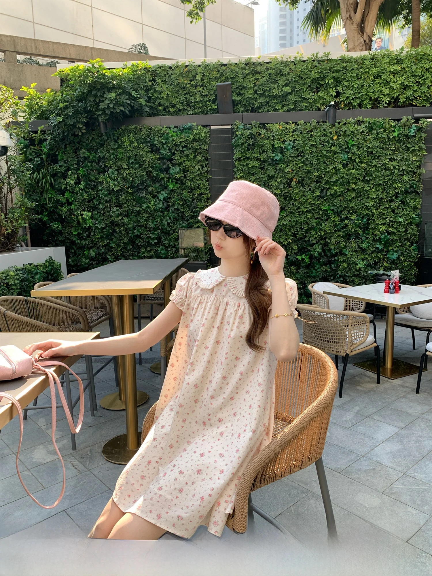Sweet Floral Print Puff Sleeve Short Sleeve Loose Women's Dress Babydoll Neckline A-Line Skirt Chinese Brand Qiongzhunfan
Sweet Floral Print Puff Sleeve Short Sleeve Loose Women's Dress Babydoll Neckline A-Line Skirt Chinese Brand Qiongzhunfan