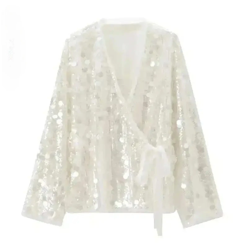 BWQ Fashion Sequins Shirt Women V Neck Full Sleeve Lace-up Solid Color Outwear New 2025 Loose Female Clothing 
BWQ Fashion Sequins Shirt Women V Neck Full Sleeve Lace-up Solid Color Outwear New 2025 Loose Female Clothing