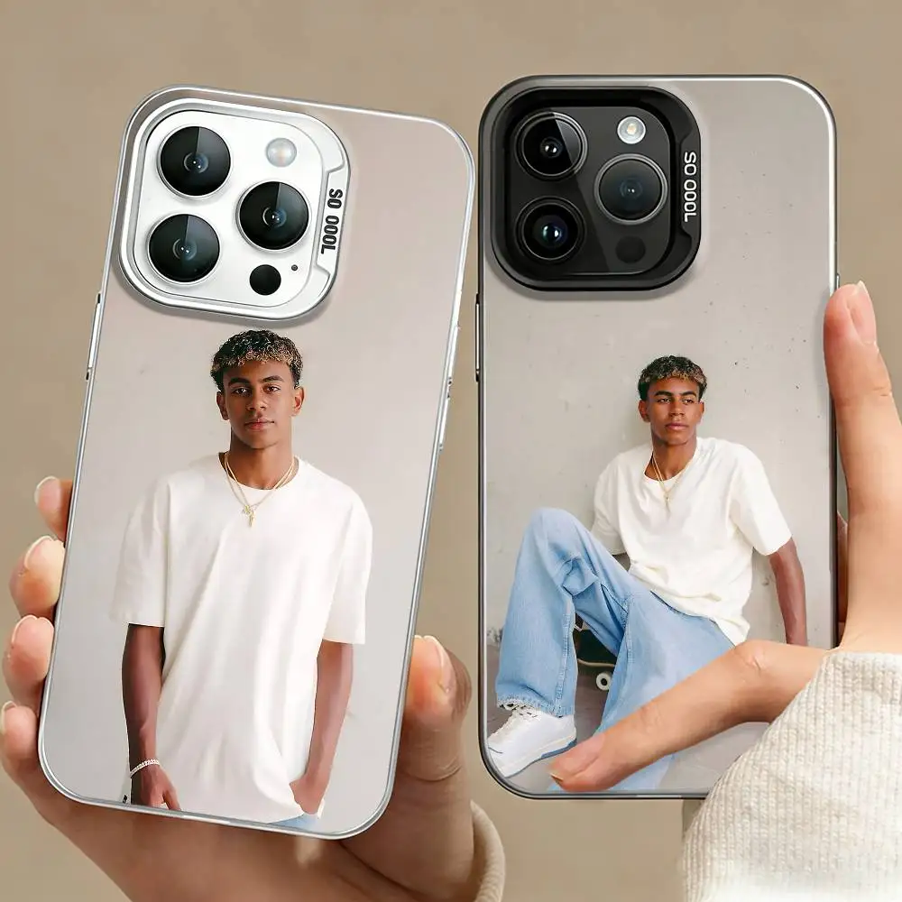 F-Football 19 L-Lamine Yamal Phone Case For iPhone 17,16,15,14,13,12,11 Plus,Pro Max,XS,Colored silver phone case
F-Football 19 L-Lamine Yamal Phone Case For iPhone 17,16,15,14,13,12,11 Plus,Pro Max,XS,Colored silver phone case