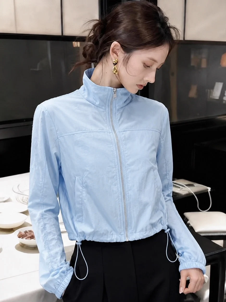 Summer 2026 Women's Slim Fit Long Sleeve Short Length Thin Sun Protection Clothing Drawstring Stand Collar Label Attached
Summer 2026 Women's Slim Fit Long Sleeve Short Length Thin Sun Protection Clothing Drawstring Stand Collar Label Attached