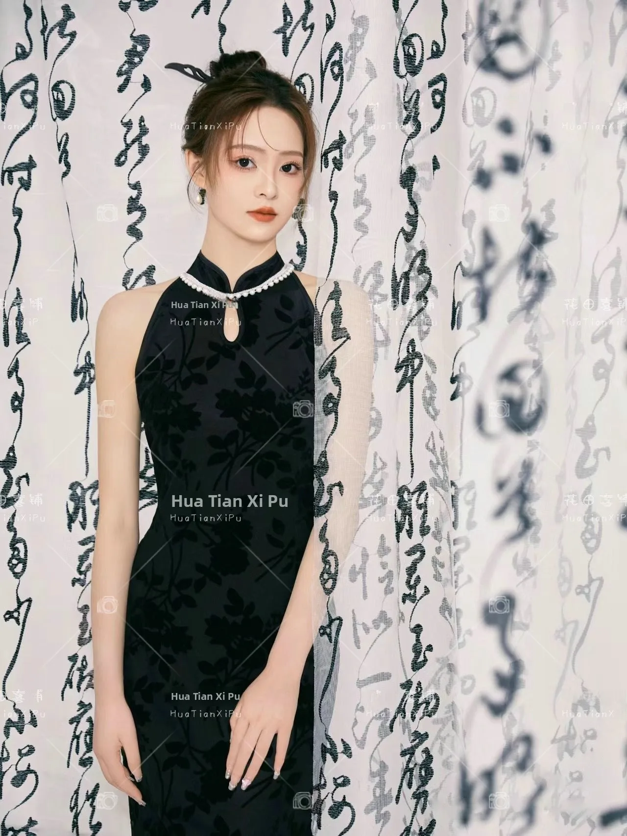 New Vintage Studio Portrait Clothing Chinese Style Portrait Girl Art Photo Personal Photography Traditional Costume
New Vintage Studio Portrait Clothing Chinese Style Portrait Girl Art Photo Personal Photography Traditional Costume