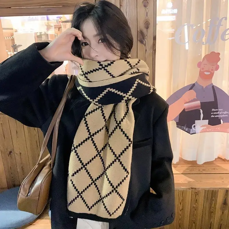 Knitted Scarf Women's Warmth Plaid Style Winter Versatile Korean Version Shawls Wraps Fashionable Knitted Long Scarf Women
Knitted Scarf Women's Warmth Plaid Style Winter Versatile Korean Version Shawls Wraps Fashionable Knitted Long Scarf Women