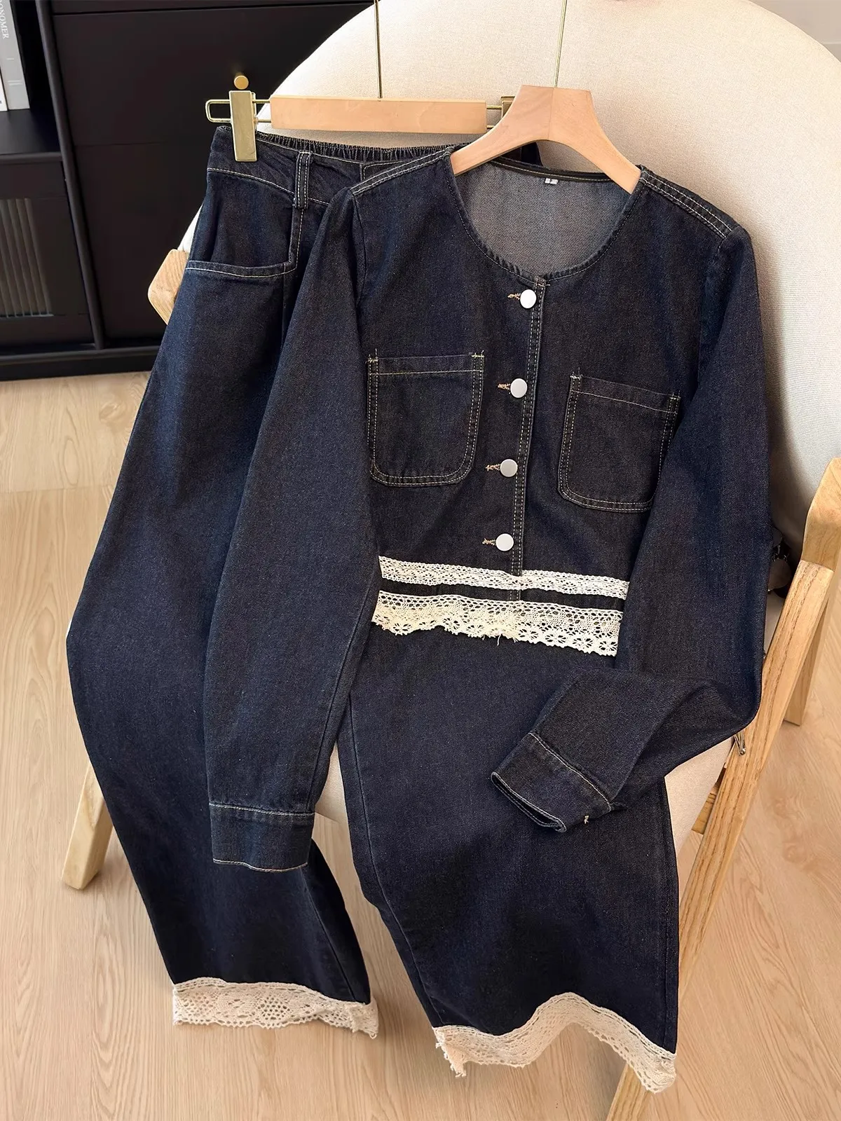 Fall 2025 New Sle Women's Slimming Youthful Denim Open Cardigan Wide Leg Pants Two Piece Set Casual round Ne Long Sve
Fall 2025 New Sle Women's Slimming Youthful Denim Open Cardigan Wide Leg Pants Two Piece Set Casual round Ne Long Sve