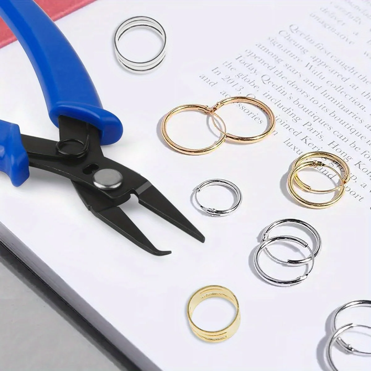 3 in 1 Stainless Steel Jump Ring Pliers Set Split Ring Opener Tool Kit for Jewelry Making and Crafting Accessories
3 in 1 Stainless Steel Jump Ring Pliers Set Split Ring Opener Tool Kit for Jewelry Making and Crafting Accessories