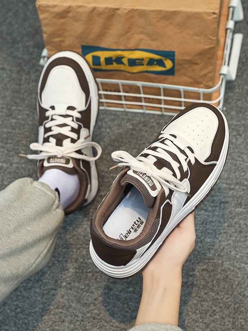 Men's Casual Shoes 2026 New Summer Versatile Thick Bottom Heightening Wear-resistant Leisure Sports White Trendy Shoes
Men's Casual Shoes 2026 New Summer Versatile Thick Bottom Heightening Wear-resistant Leisure Sports White Trendy Shoes