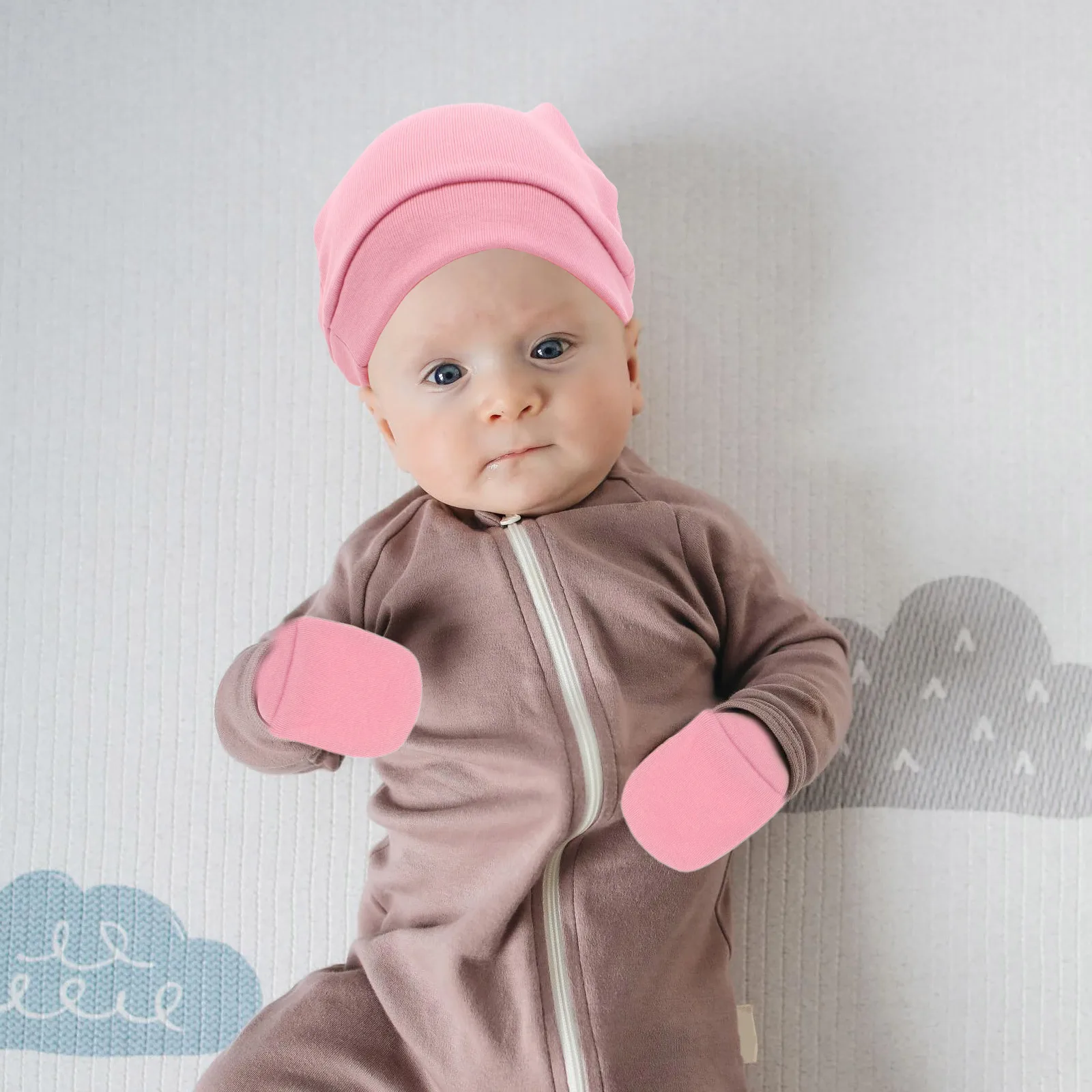 5Sets Baby Newborn Hat Mittens Socks Set Soft Cotton Anti Scratch Infant Outfit Easy Wear Care Infant Outfit Set
5Sets Baby Newborn Hat Mittens Socks Set Soft Cotton Anti Scratch Infant Outfit Easy Wear Care Infant Outfit Set