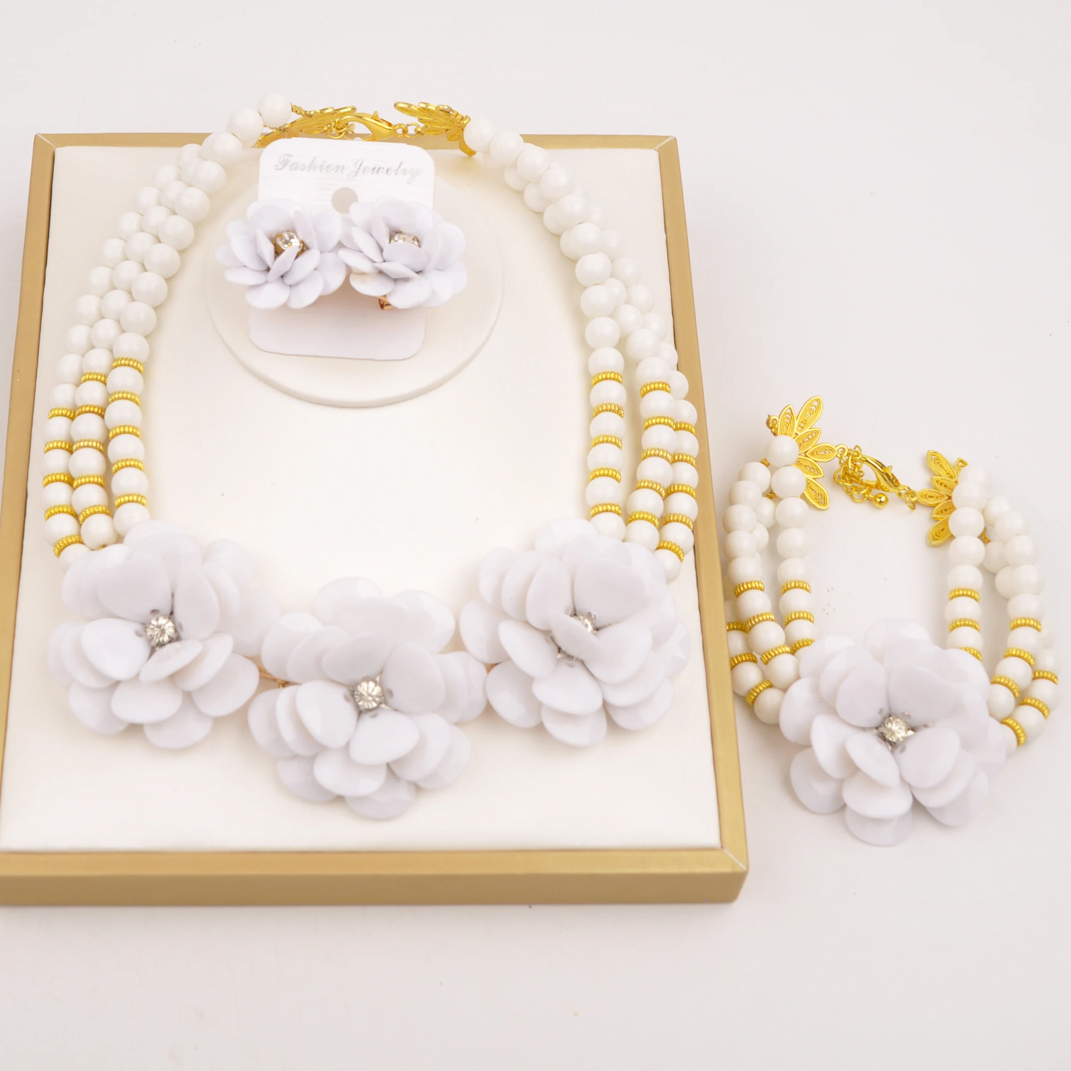 Fashion Costume Necklace African Jewelry Set White Glass Pearl Bead Bridal Jewelry Sets
Fashion Costume Necklace African Jewelry Set White Glass Pearl Bead Bridal Jewelry Sets