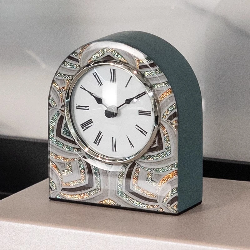 Light luxury desk clock Home desktop desktop clock Modern simple creative geometric high-end ornament placement clock
Light luxury desk clock Home desktop desktop clock Modern simple creative geometric high-end ornament placement clock
