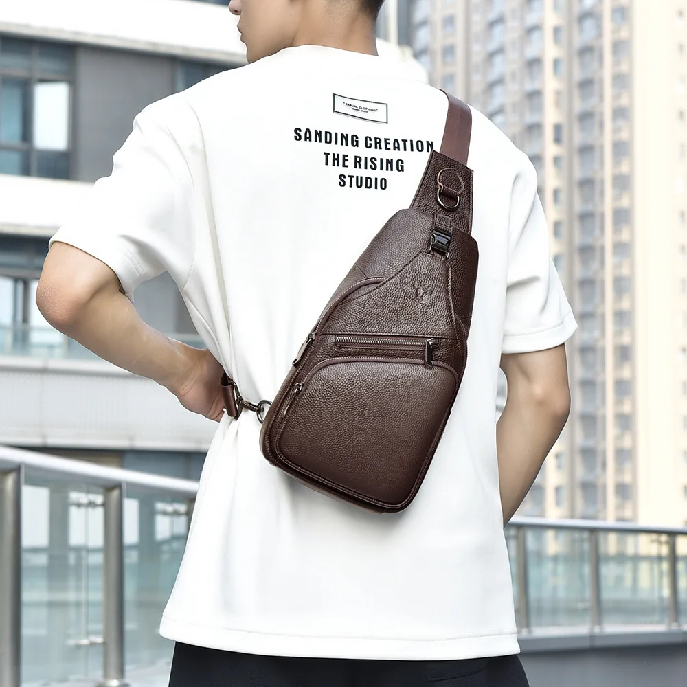 Men's chest bag, top layer cowhide, men's crossbody casual single-shoulder bag, genuine leather single-shoulder buckle backpack
Men's chest bag, top layer cowhide, men's crossbody casual single-shoulder bag, genuine leather single-shoulder buckle backpack
