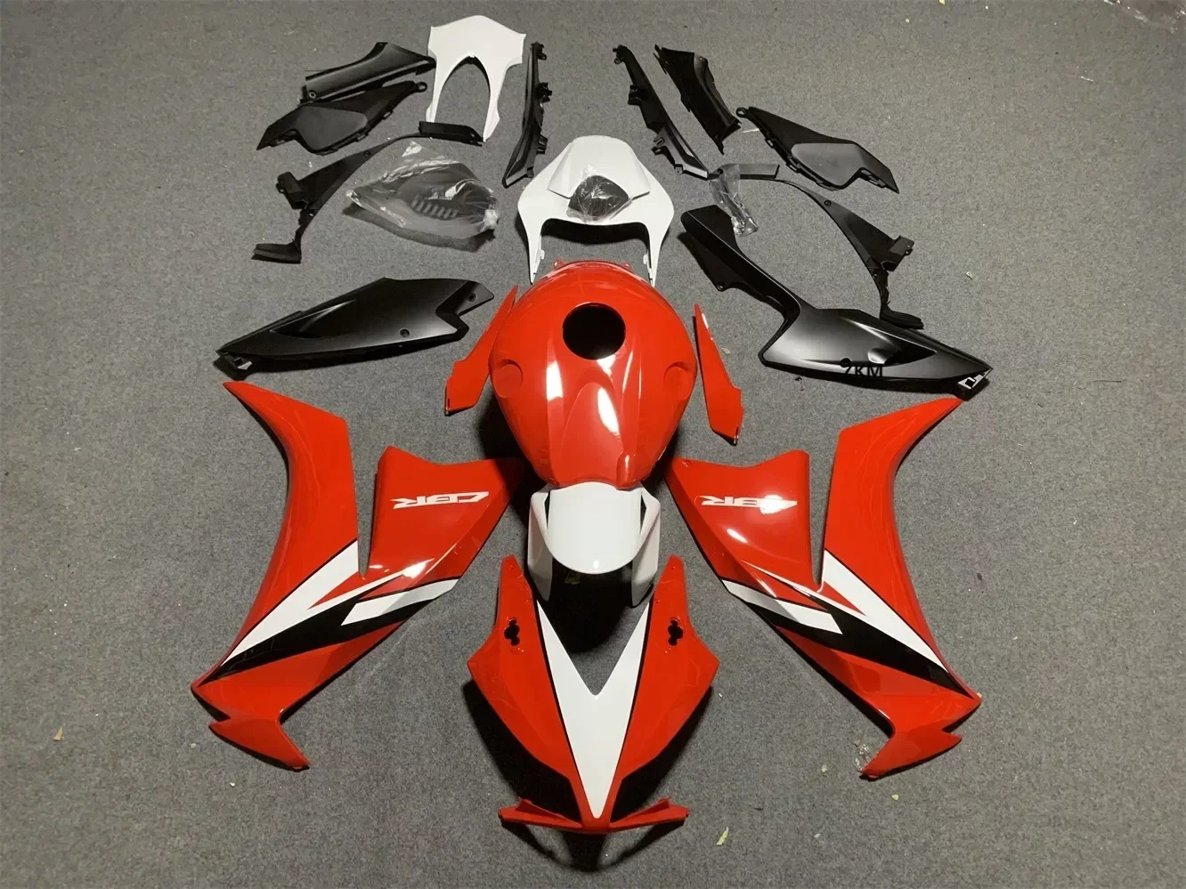 Fit for Honda CBR1000RR 2012 - 2016 Motorcycle Accessories Fairing Bodywork Panel Kit Set CBR1000 RR 2013 2014 2015 12 13 14 15
Fit for Honda CBR1000RR 2012 - 2016 Motorcycle Accessories Fairing Bodywork Panel Kit Set CBR1000 RR 2013 2014 2015 12 13 14 15