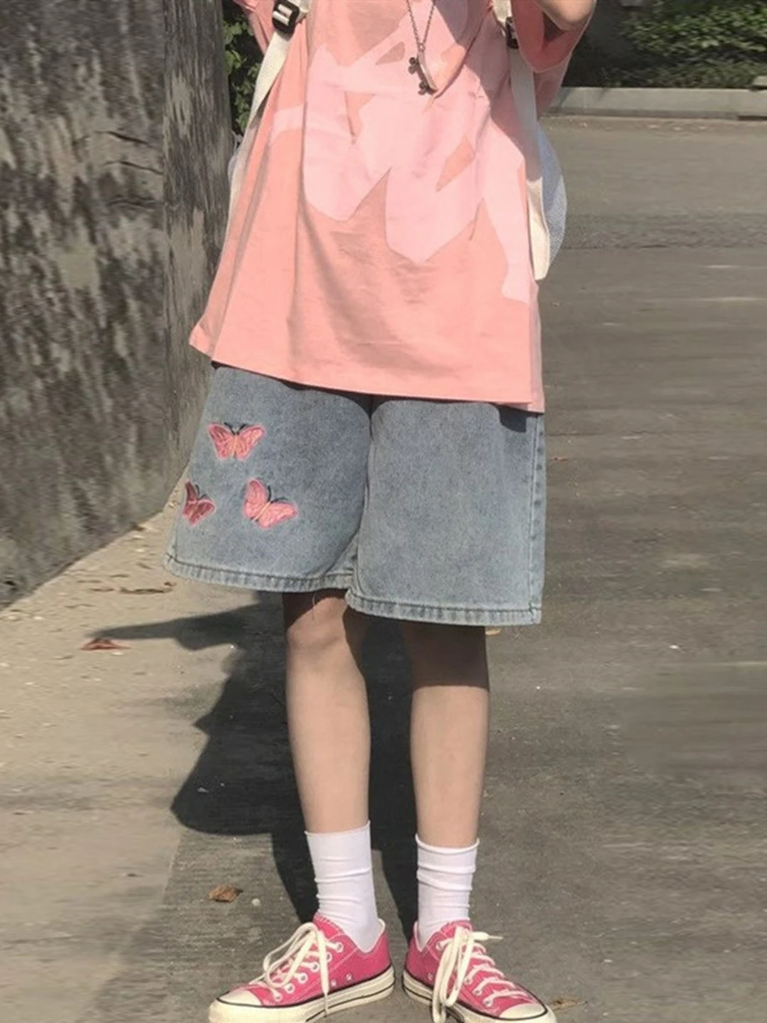 Retro Embroidery Wide Leg Jeans Women's Summer plus Size Loose Slim Straight Five-Quarter Pants High Waist Denim
Retro Embroidery Wide Leg Jeans Women's Summer plus Size Loose Slim Straight Five-Quarter Pants High Waist Denim