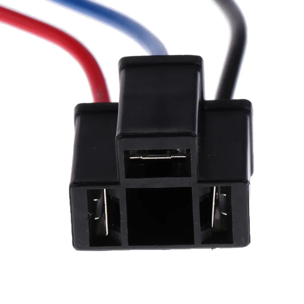 H4 Headlight Fog Light Plastic and Metal Lamp Wire Harness Adapter Universal Bulb Socket Holder for Led Strip Headlight
H4 Headlight Fog Light Plastic and Metal Lamp Wire Harness Adapter Universal Bulb Socket Holder for Led Strip Headlight