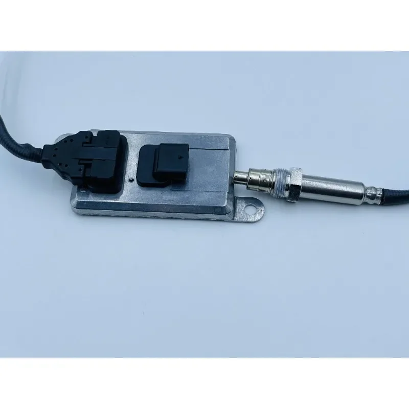 Высококачественный датчик оксида азота 24 В A0061537328 5WK96616B для датчика Mercedes-Benz Nox
Высококачественный датчик оксида азота 24 В A0061537328 5WK96616B для датчика Mercedes-Benz Nox