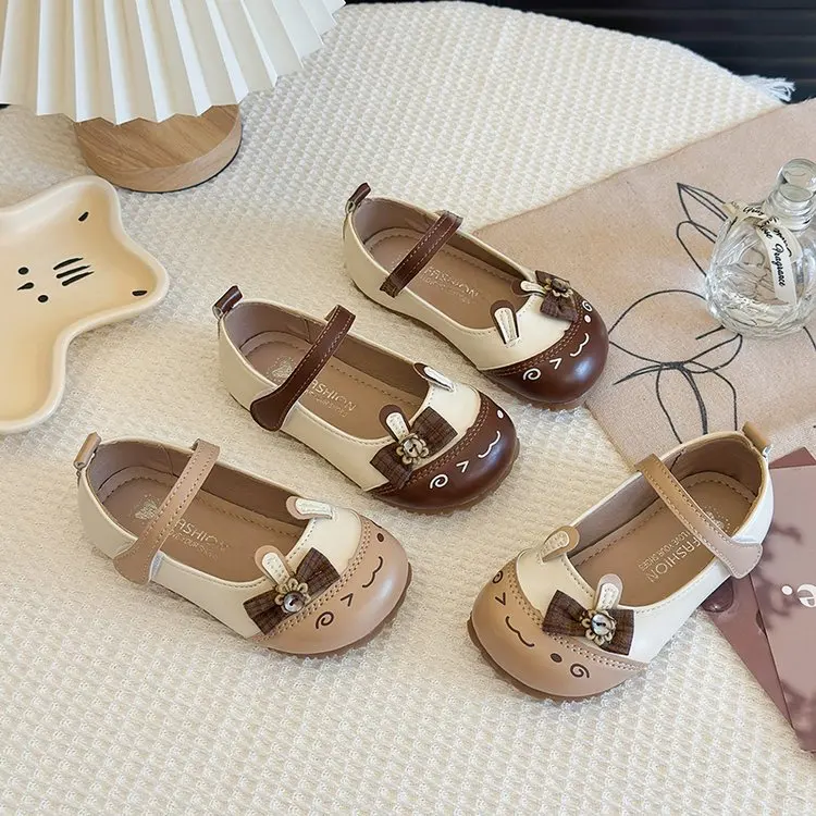 Весенние детские туфли Мэри Джейн из кожи с милым мультяшным принтом для девочек, модные, на шнуровке, с круглым носком, для маленьких принцесс, для школы и выступлений
Весенние детские туфли Мэри Джейн из кожи с милым мультяшным принтом для девочек, модные, на шнуровке, с круглым носком, для маленьких принцесс, для школы и выступлений