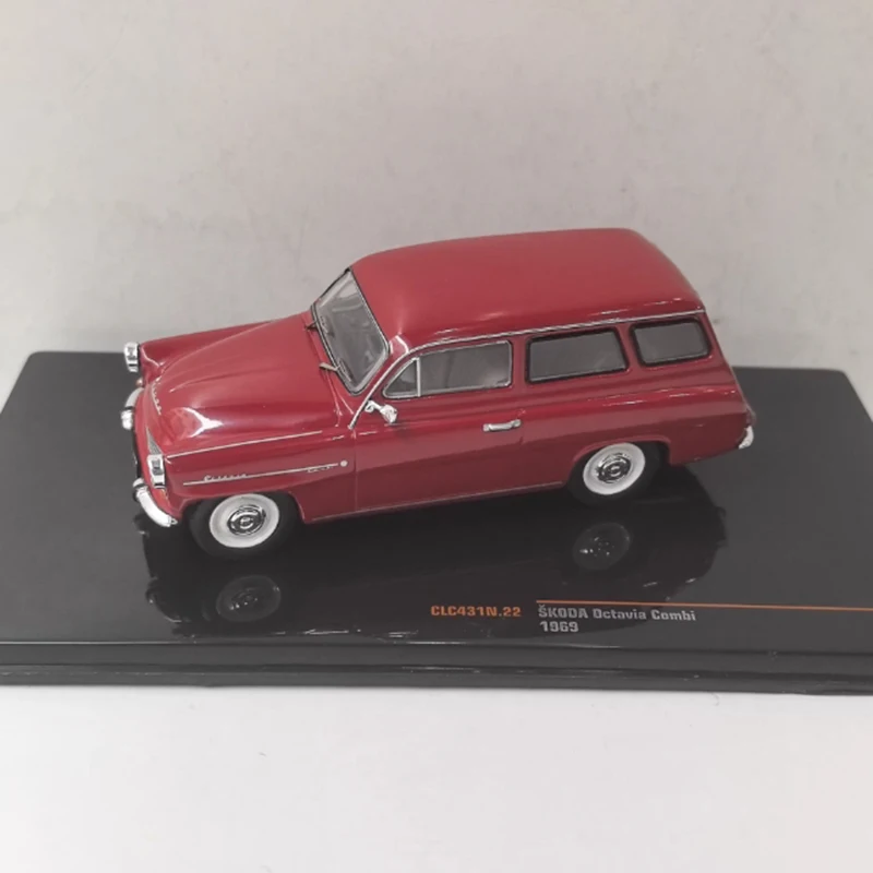IXO масштаб 1/34, Octavia combi 1969, имитация сплава, модель автомобиля, статическая коллекция, украшенные праздничные подарки, игрушки, сувенирный подарок
IXO масштаб 1/34, Octavia combi 1969, имитация сплава, модель автомобиля, статическая коллекция, украшенные праздничные подарки, игрушки, сувенирный подарок
