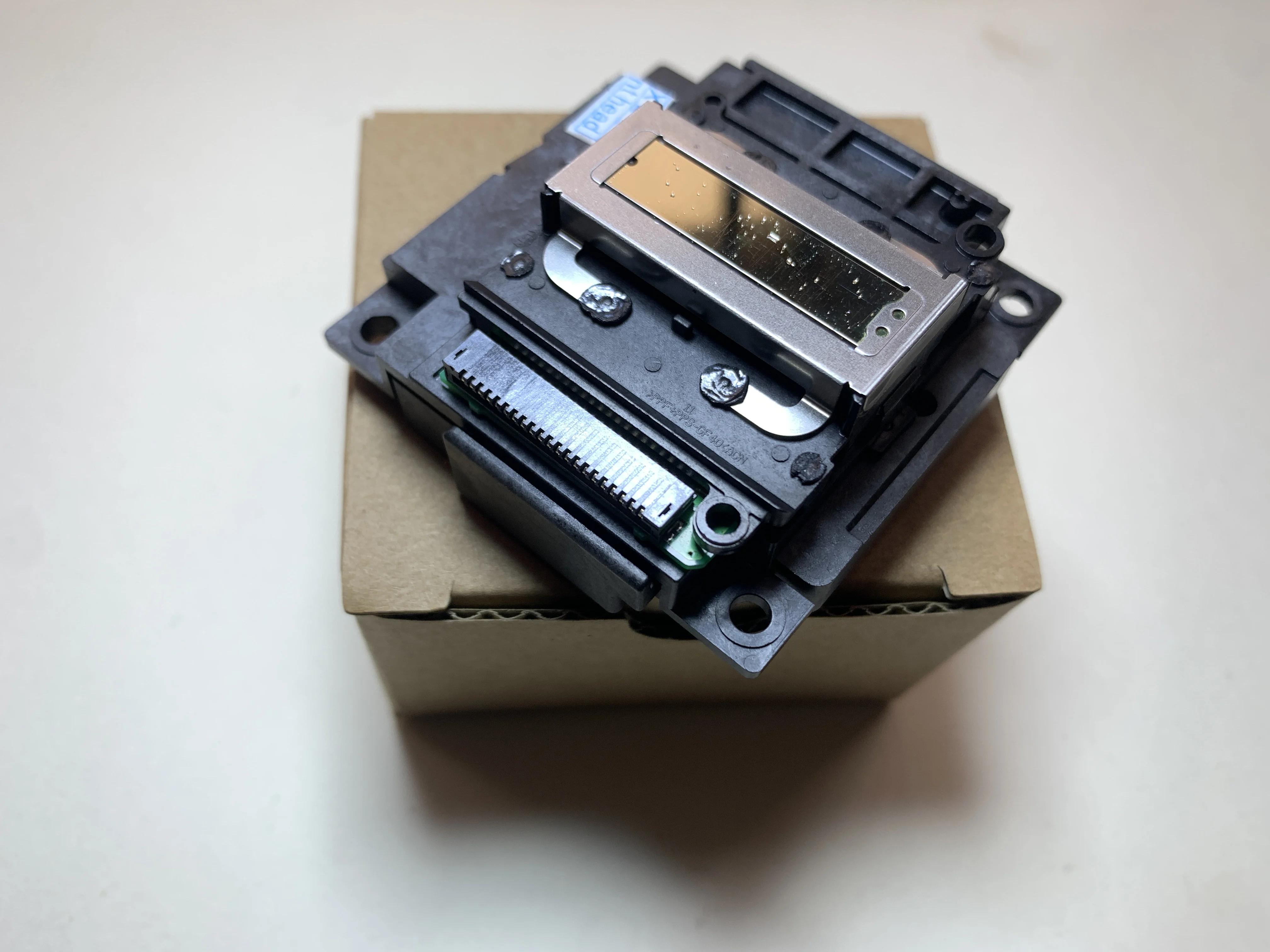 Головка принтера для Epson L301 L303 L310 L3110 L111 L1118 L1119 L130 L351 L353 L358 L360 L401 L405 L380 Новый оригинал
Головка принтера для Epson L301 L303 L310 L3110 L111 L1118 L1119 L130 L351 L353 L358 L360 L401 L405 L380 Новый оригинал
