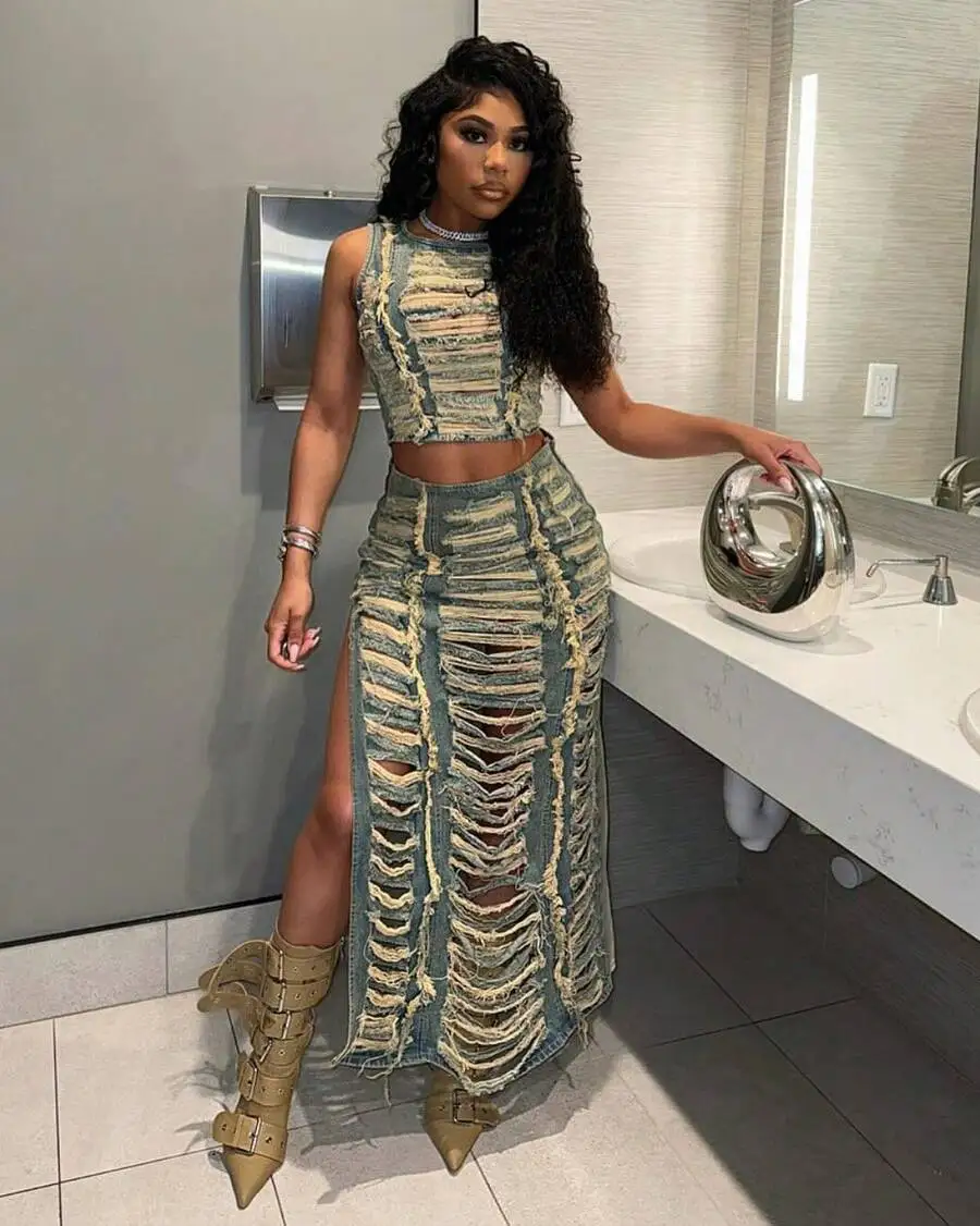 Distressed Denim Two Piece Set High Slit Long Skirt Crop Top
Distressed Denim Two Piece Set High Slit Long Skirt Crop Top