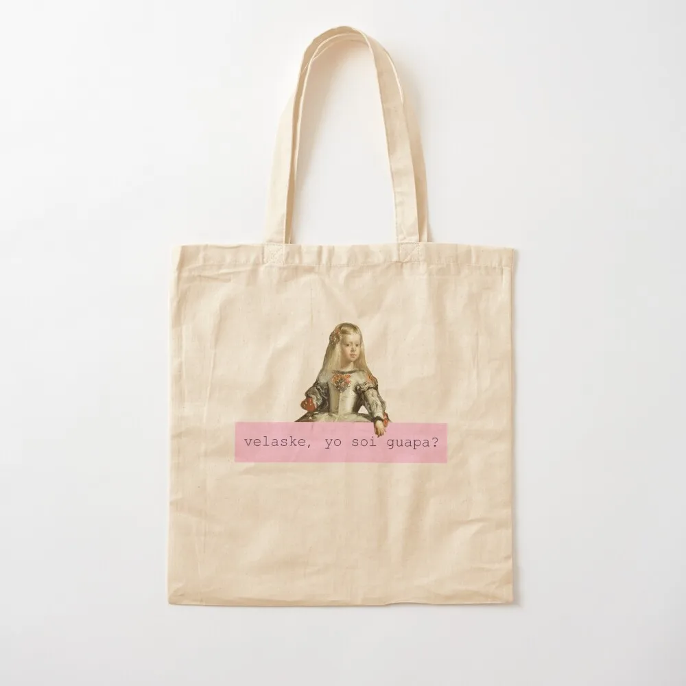 Velaske yo soi guapa - Meninas Camiseta Tote Bag
Velaske yo soi guapa - Meninas Camiseta Tote Bag