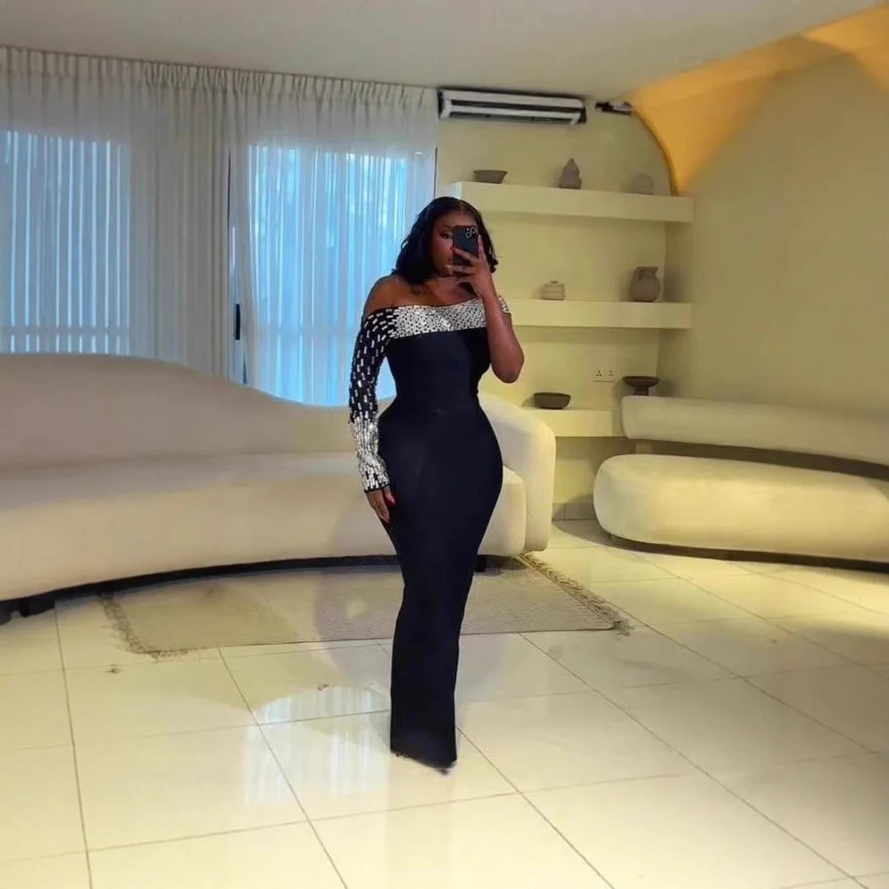 2026 Heavy Industry Luxury Crystal Off Shoulder Tight Long Bandage Dress Sexy One Shoulder Wedding Elegant Party Dinner Gowns
2026 Heavy Industry Luxury Crystal Off Shoulder Tight Long Bandage Dress Sexy One Shoulder Wedding Elegant Party Dinner Gowns