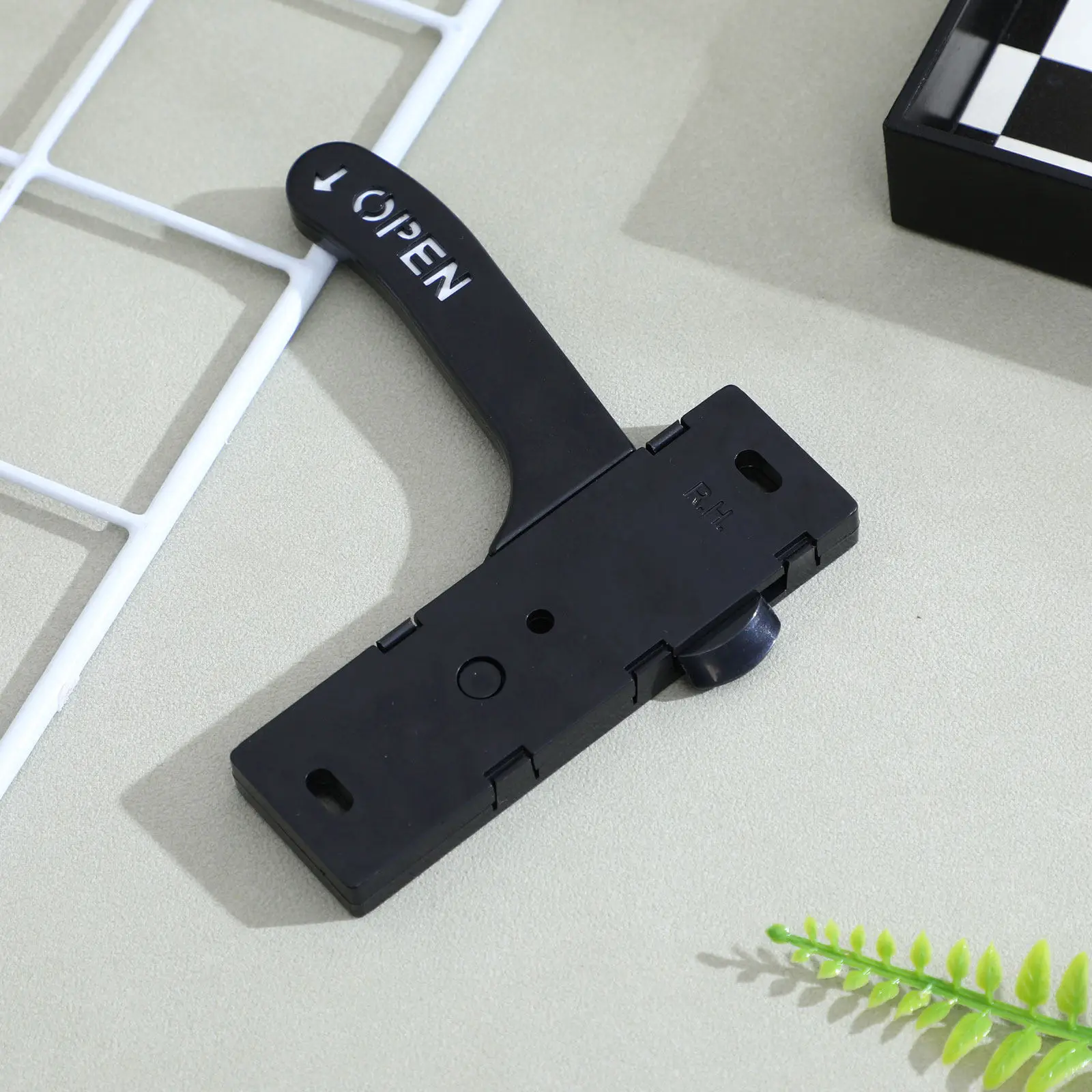 1Set Rv Screen Door Latch Replacement Right Hand Handle Rv Entry Door Latch Replacement Parts Camper Motorhome Trailer Kit
1Set Rv Screen Door Latch Replacement Right Hand Handle Rv Entry Door Latch Replacement Parts Camper Motorhome Trailer Kit