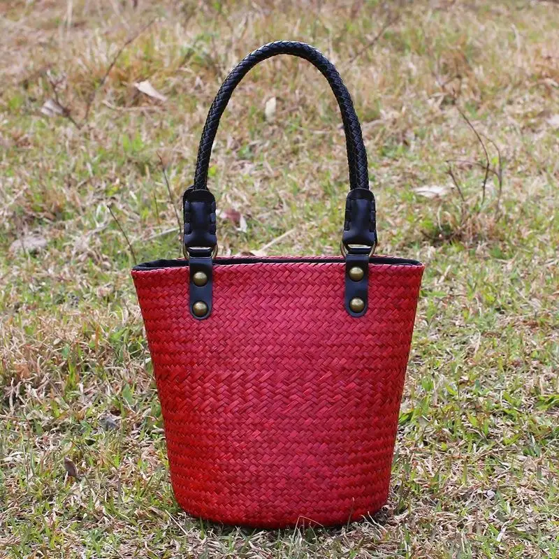 2025 New Fashion Rattan Woven Handmade Tote Bag Vintage Wicker Basket Bag Large Capacity Straw Handbags Holiday Travel Beach Bag
2025 New Fashion Rattan Woven Handmade Tote Bag Vintage Wicker Basket Bag Large Capacity Straw Handbags Holiday Travel Beach Bag